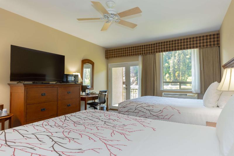 Best Western Lodge at River's Edge image
