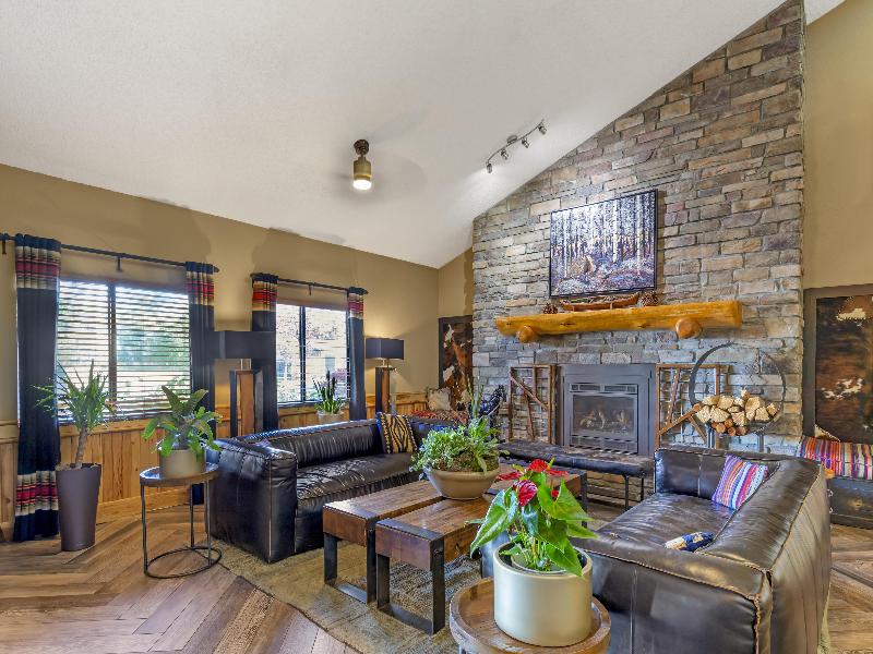 Best Western Plus McCall Lodge & Suites image