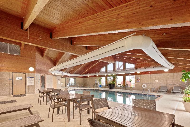 Best Western Plus McCall Lodge & Suites image