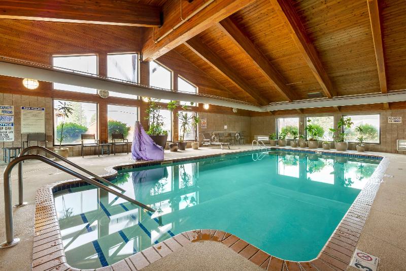 Best Western Plus McCall Lodge & Suites image