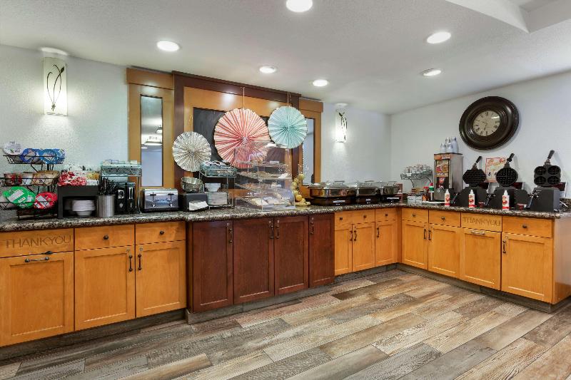 Best Western Plus McCall Lodge & Suites image