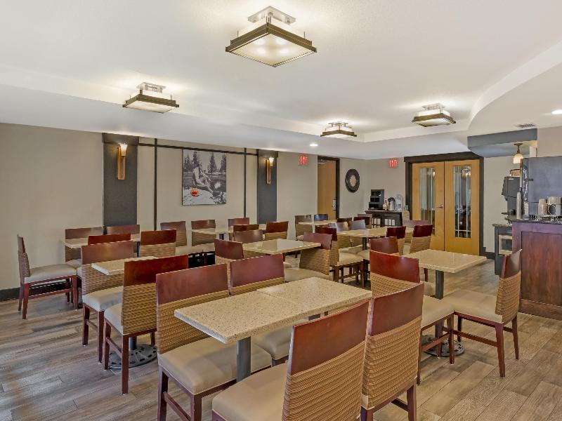 Best Western Plus McCall Lodge & Suites image