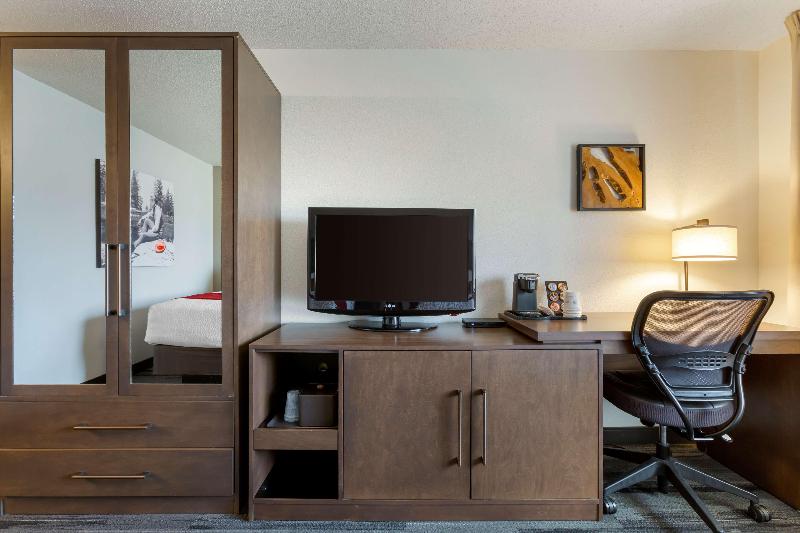 Best Western Plus McCall Lodge & Suites image