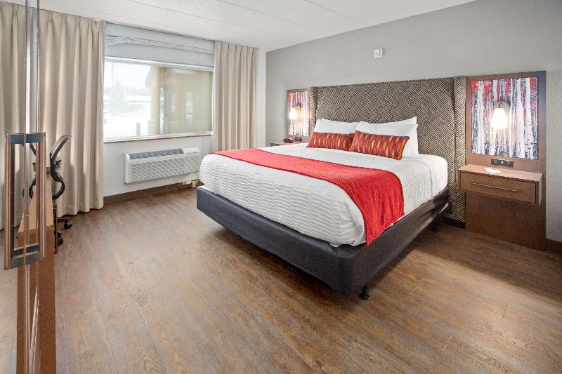 Best Western Plus McCall Lodge & Suites image