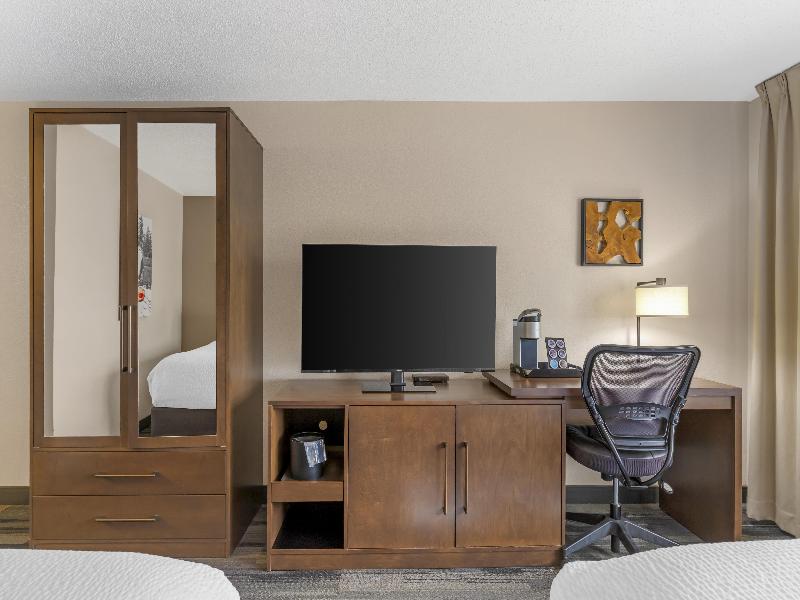 Best Western Plus McCall Lodge & Suites image
