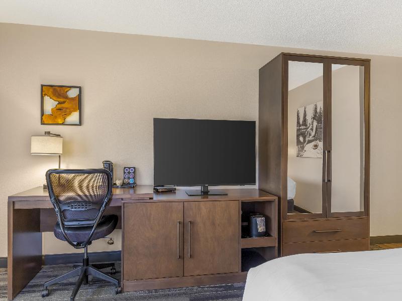 Best Western Plus McCall Lodge & Suites image