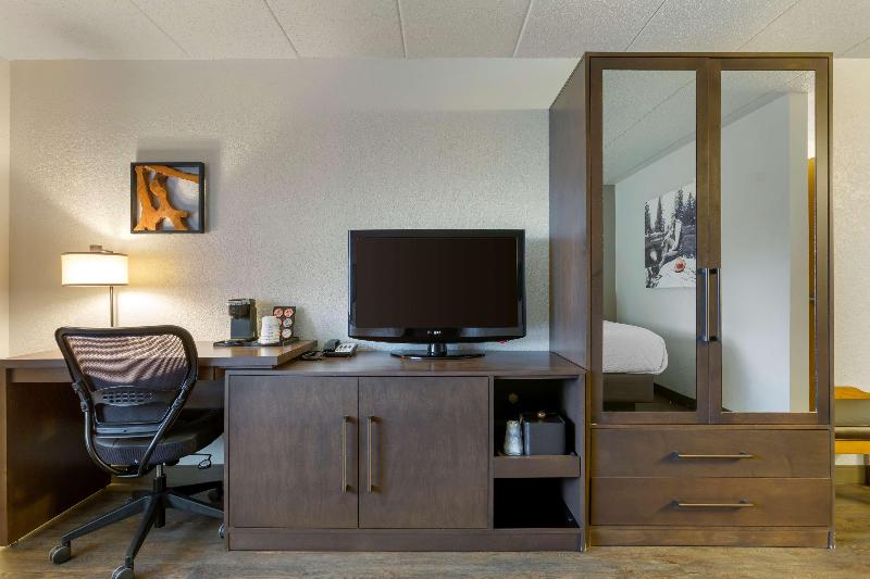 Best Western Plus McCall Lodge & Suites image