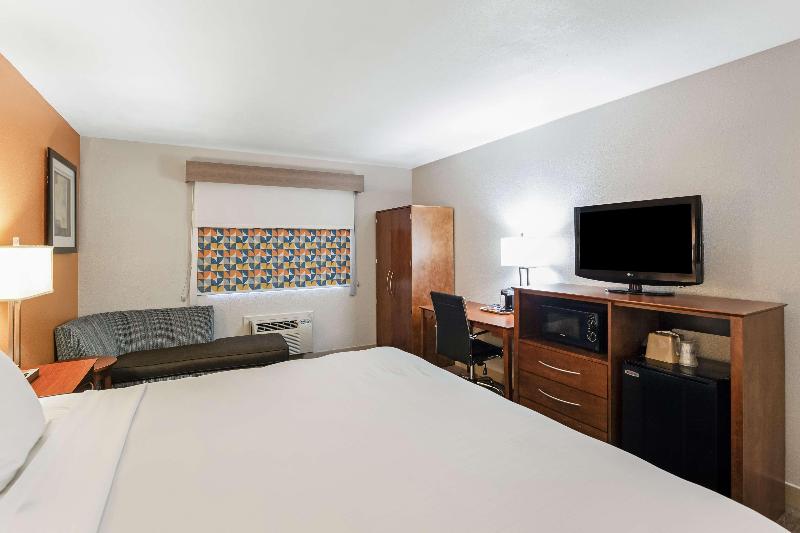Best Western U. S. Inn image