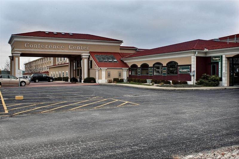 Hotel Comfort Inn & Suites at I-74 and 155