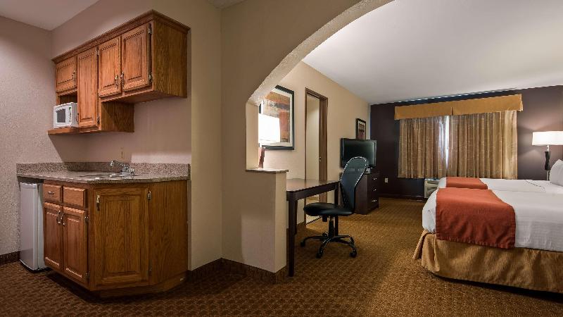 Best Western Flora Inn image