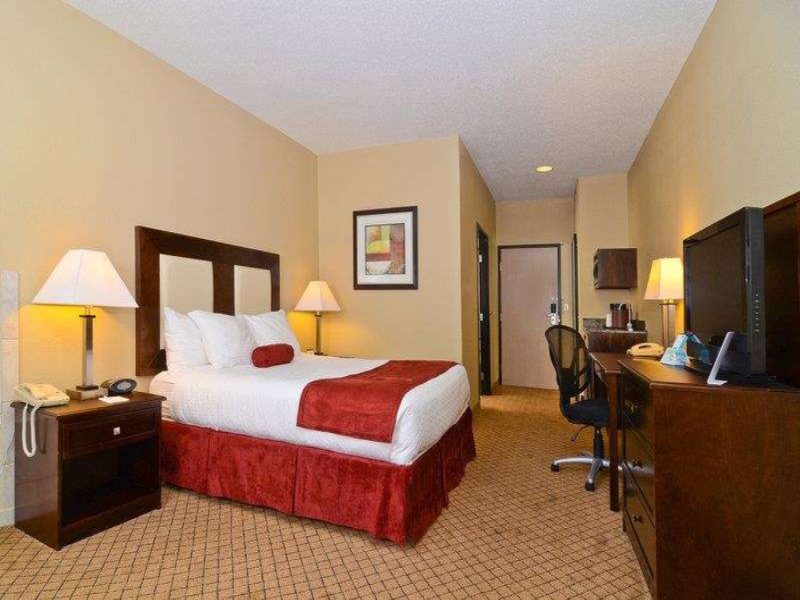 Best Western Macomb Inn image