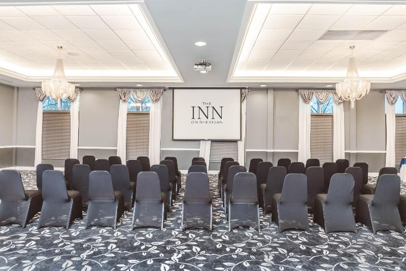 Best Western The Inn & Suites At Market Square image