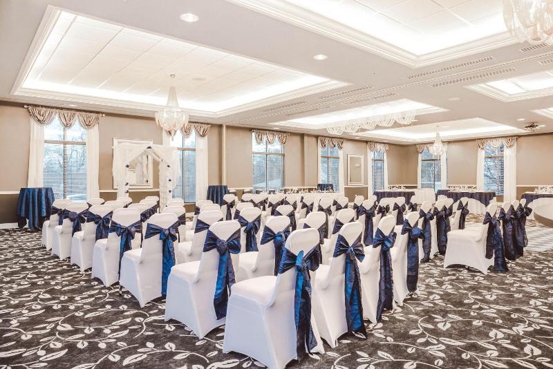 Best Western The Inn & Suites At Market Square image