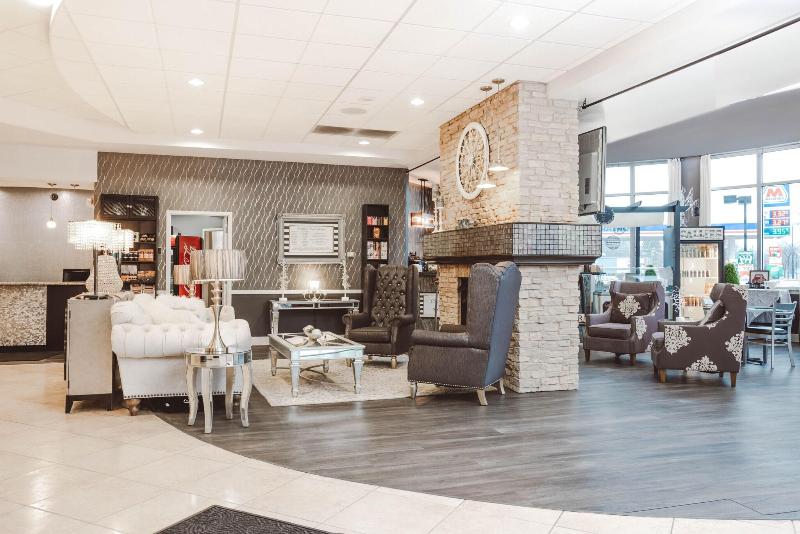 Best Western The Inn & Suites At Market Square image