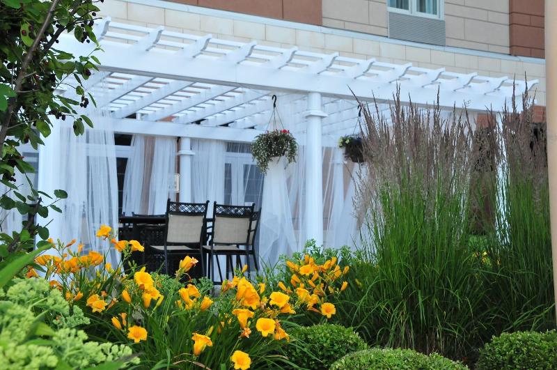 Best Western The Inn & Suites At Market Square image