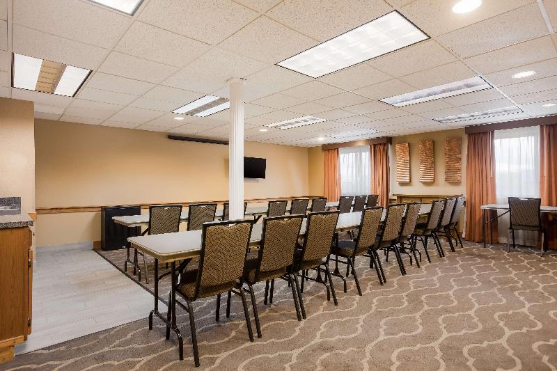 Best Western Kendallville Inn image