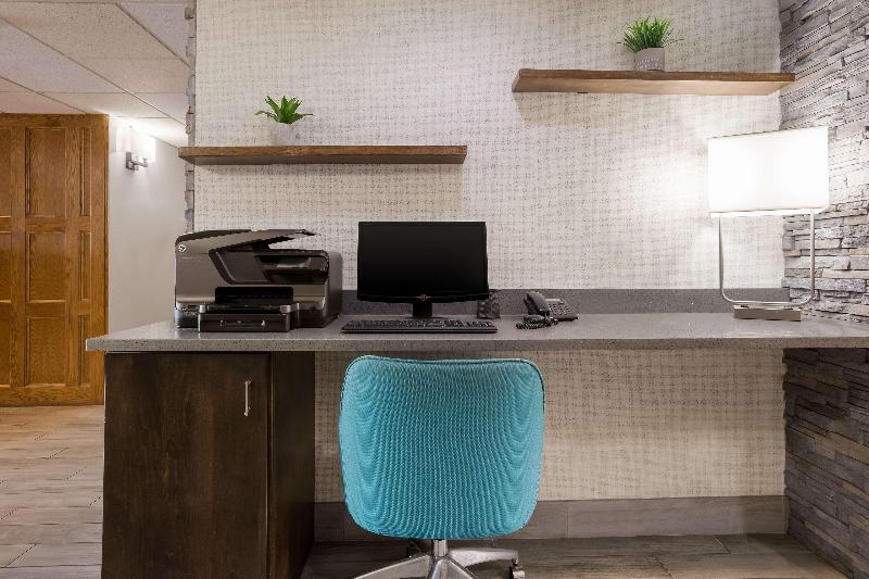 Best Western Kendallville Inn image
