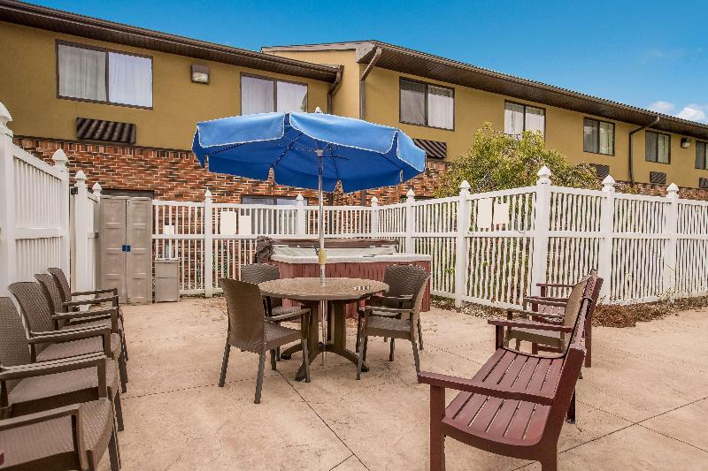 Best Western Kendallville Inn image