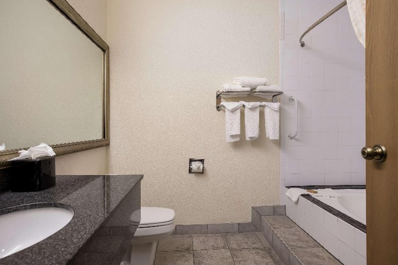 Best Western Kendallville Inn image