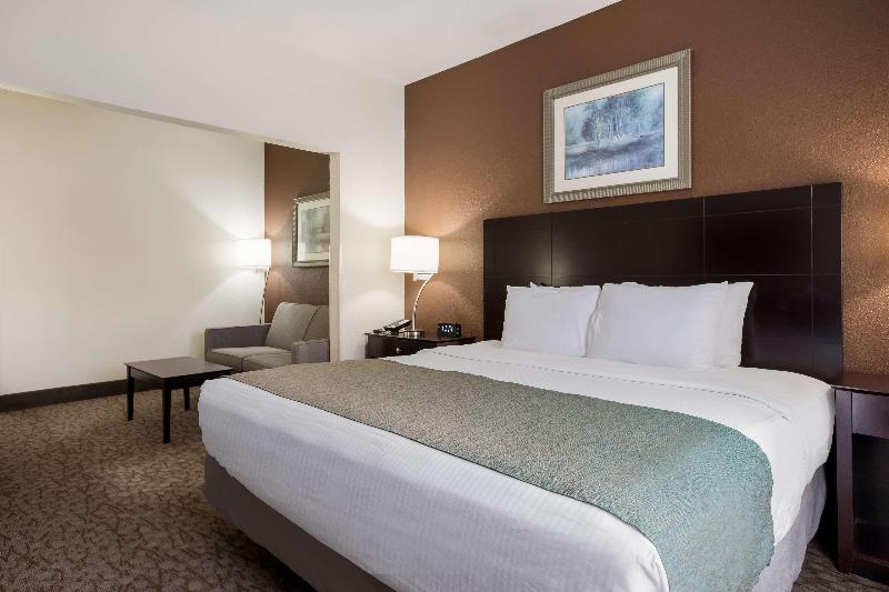 Best Western Kendallville Inn image