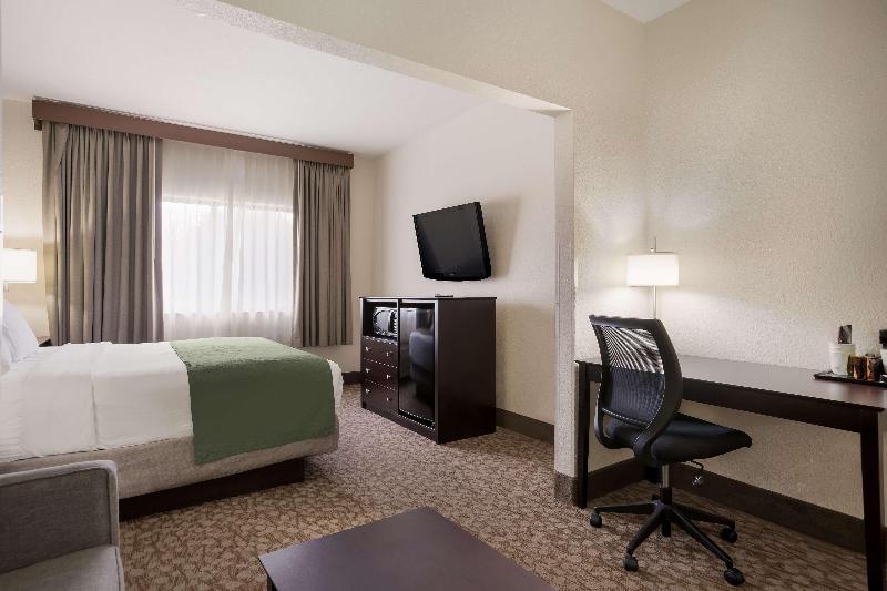 Best Western Kendallville Inn image