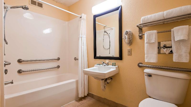 Best Western Muncie image
