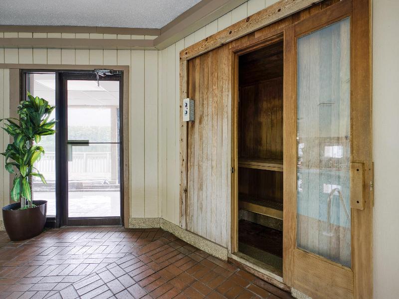 Best Western Indian Oak image