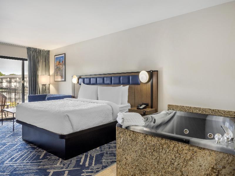 Best Western Indian Oak image