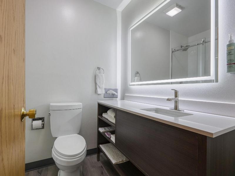 Best Western Indian Oak image