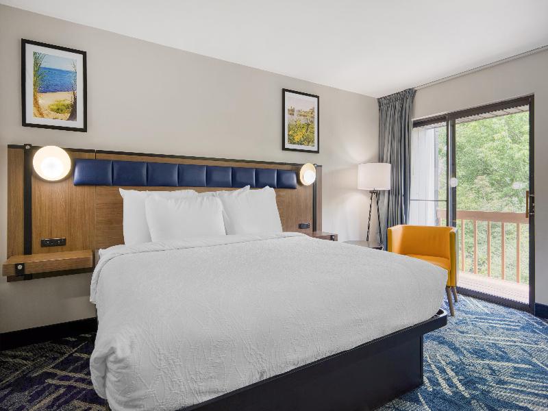 Best Western Indian Oak image