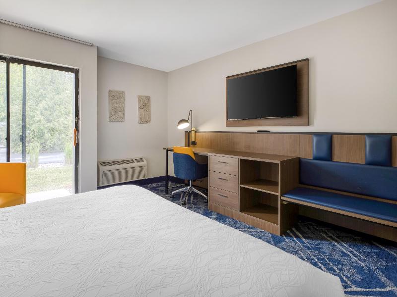 Best Western Indian Oak image