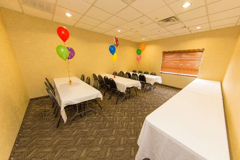 Best Western Plus Portage Hotel AND Suites