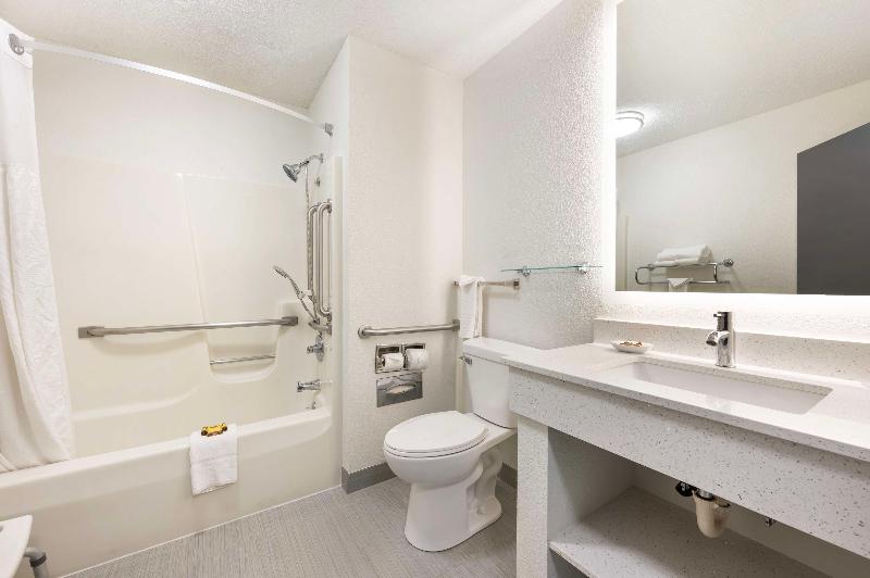 Best Western Plus Anderson image