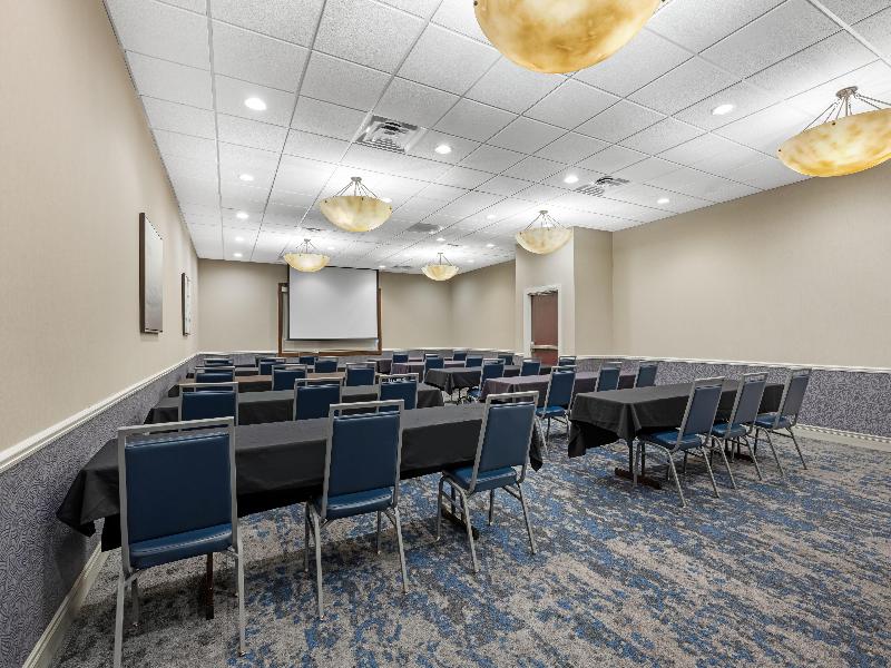 Bw Plus Dubuque Hotel & Conference Center image