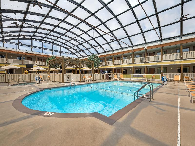 Bw Plus Dubuque Hotel & Conference Center image
