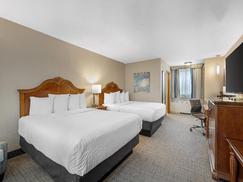 Bw Plus Dubuque Hotel & Conference Center image