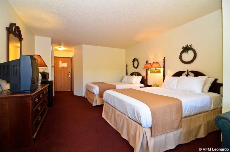 Days Inn & Suites By Wyndham Williamsburg Ia North image 7