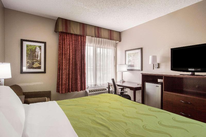 Quality Inn & Suites Lawrence image