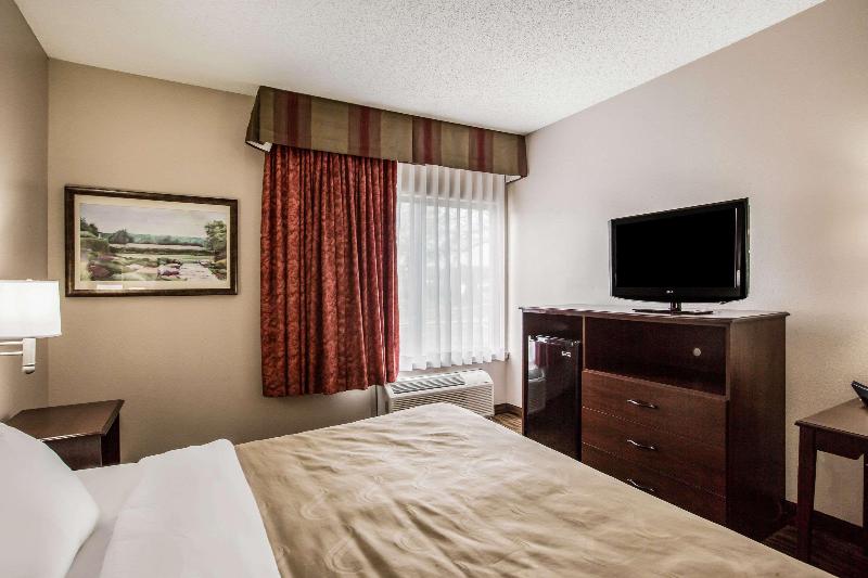 Quality Inn & Suites Lawrence image