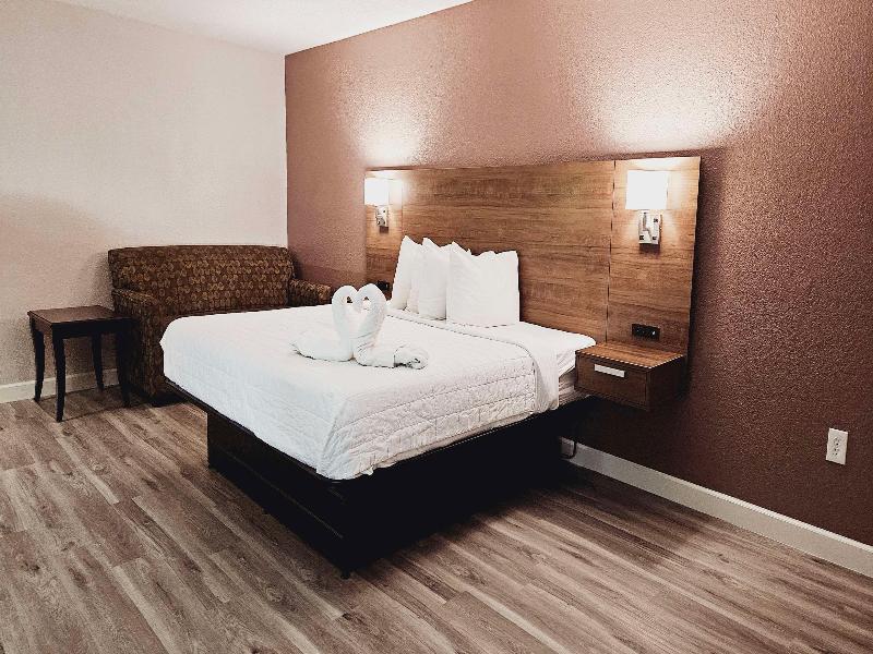 Surestay Plus By Best Western Hopkinsville image