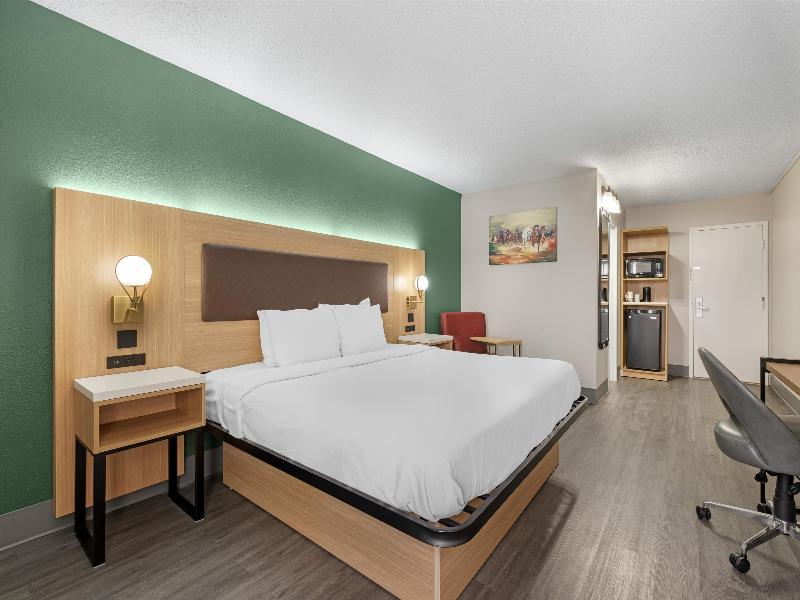 Baymont by Wyndham Richmond KY image