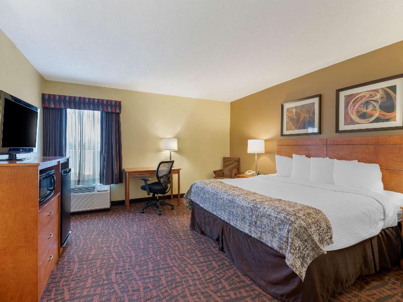 Best Western Louisville East Inn & Suites image