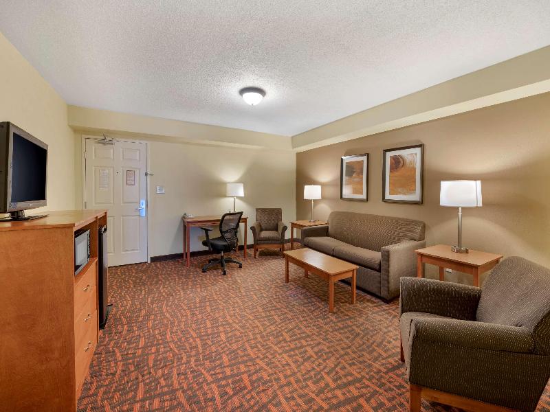 Best Western Louisville East Inn & Suites image