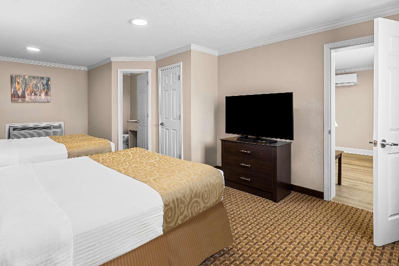Best Western Forest Inn image