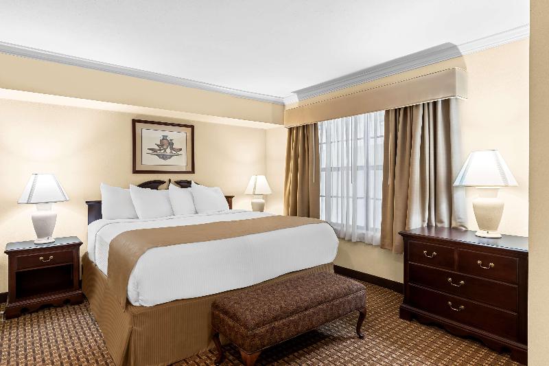 Best Western Forest Inn image