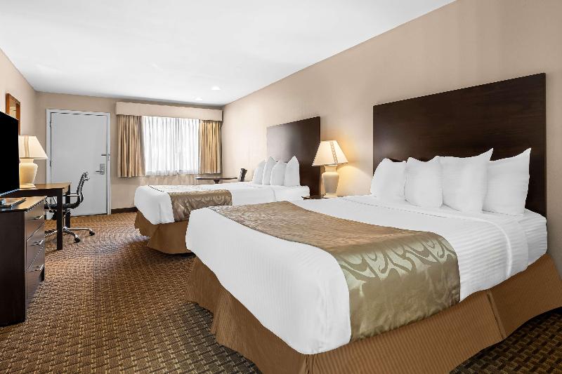 Best Western Forest Inn image
