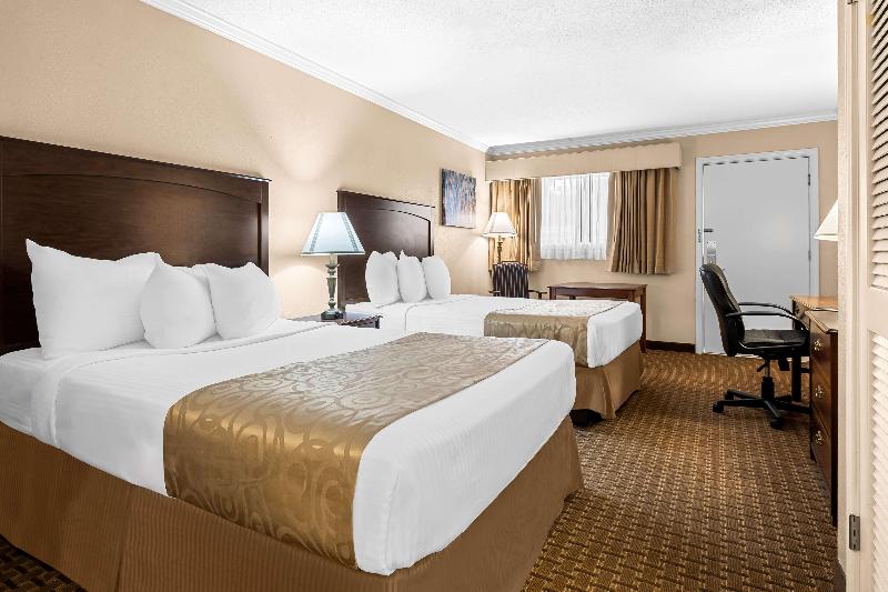 Best Western Forest Inn image