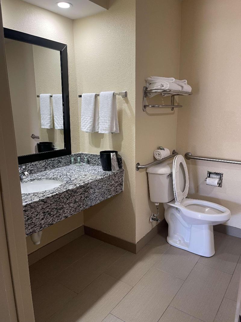 Best Western Eunice image