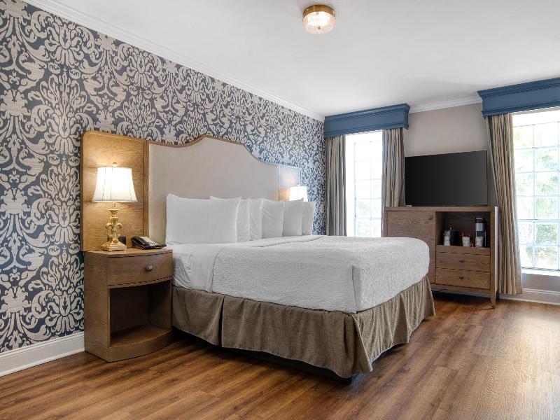 Best Western Plus French Quarter Courtyard Hotel image