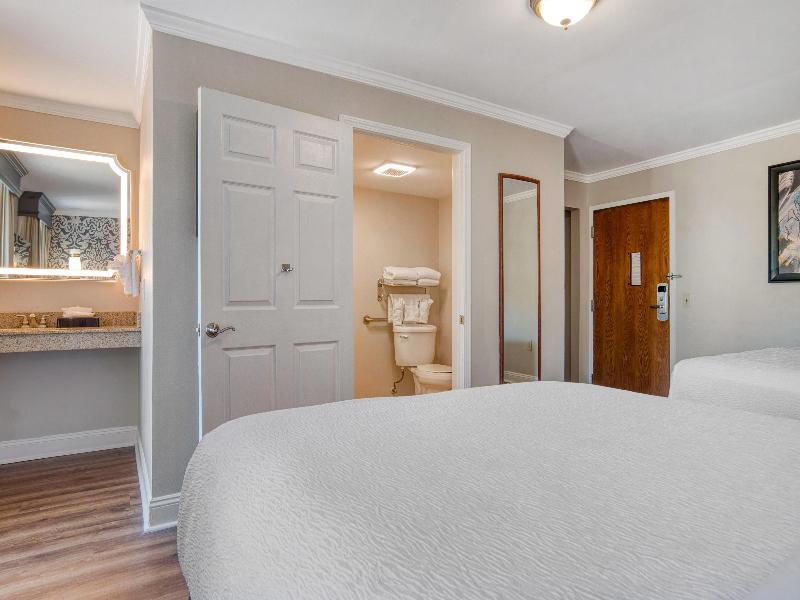 Best Western Plus French Quarter Courtyard Hotel image